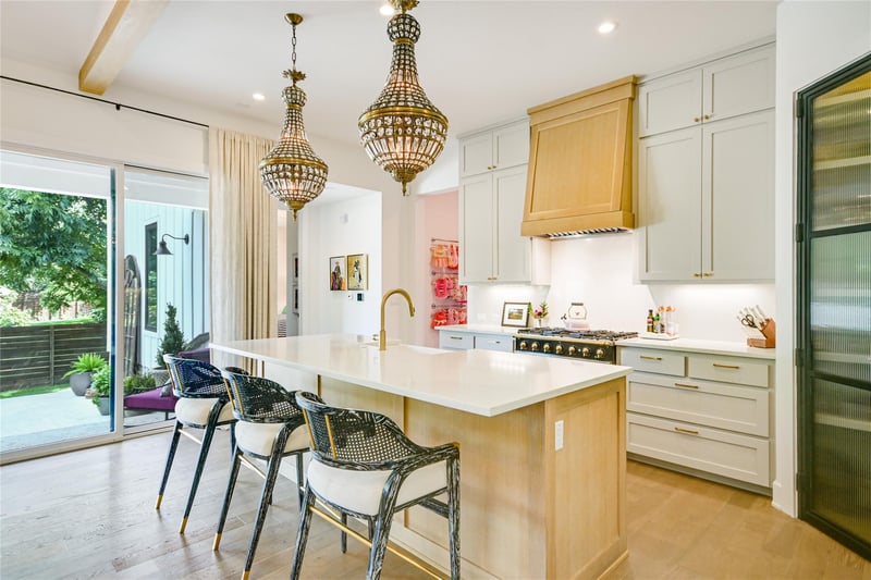 Virtual tour of 5602 Driftwood DR