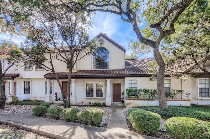 Virtual tour of 5604 Bonnell Vista ST Unit #E-5
