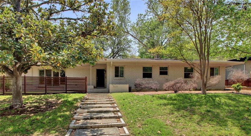 Virtual tour of 5605 Caprice DR