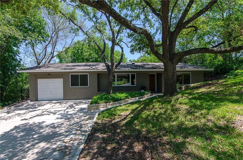 Virtual tour of 5609 Ridge Oak Dr