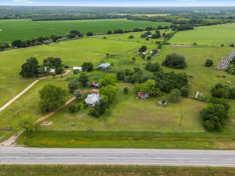 Virtual tour of 5612 Hwy 71
