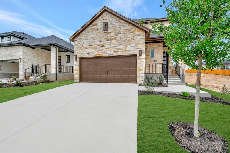 Virtual tour of 564 Darley Oak DR