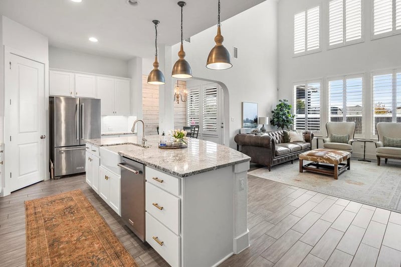 Virtual tour of 569 Stone River Dr
