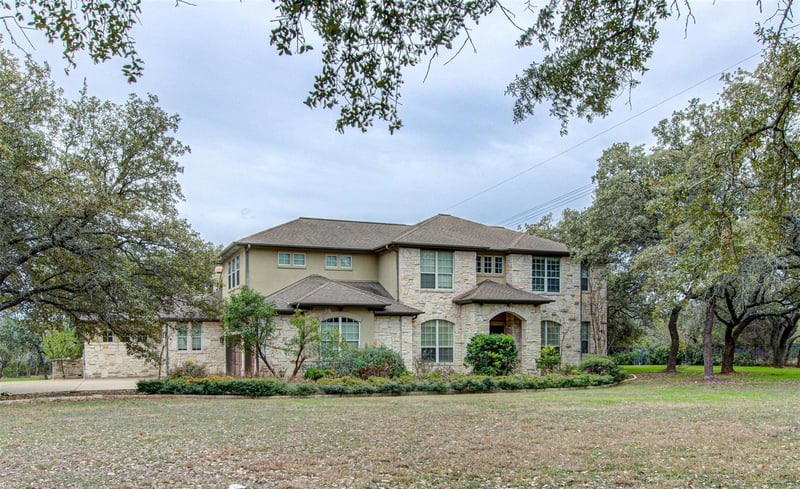 Virtual tour of 5701 Laguna Cliff LN