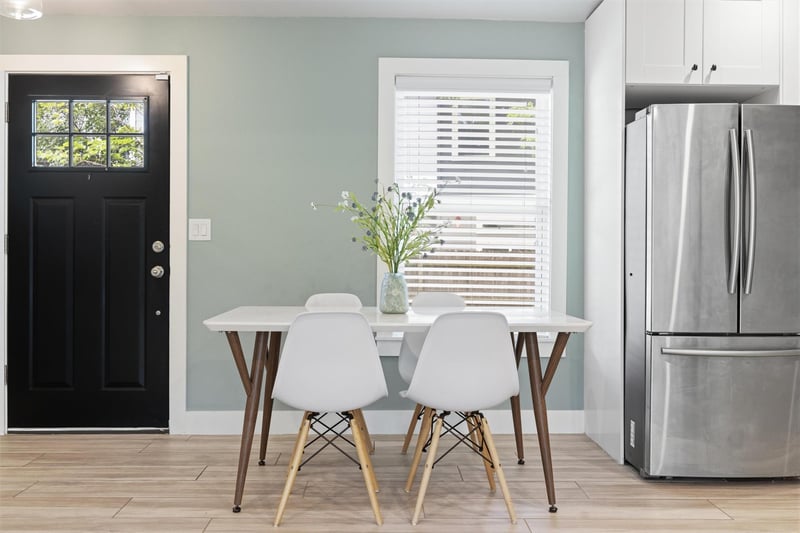 Virtual tour of 5704 Gloucester LN Unit #A