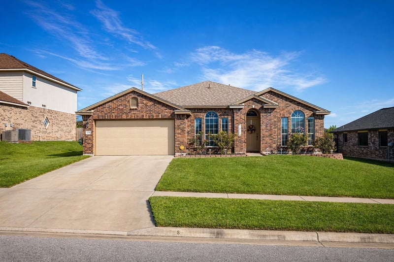 Virtual tour of 5705 Drystone LN