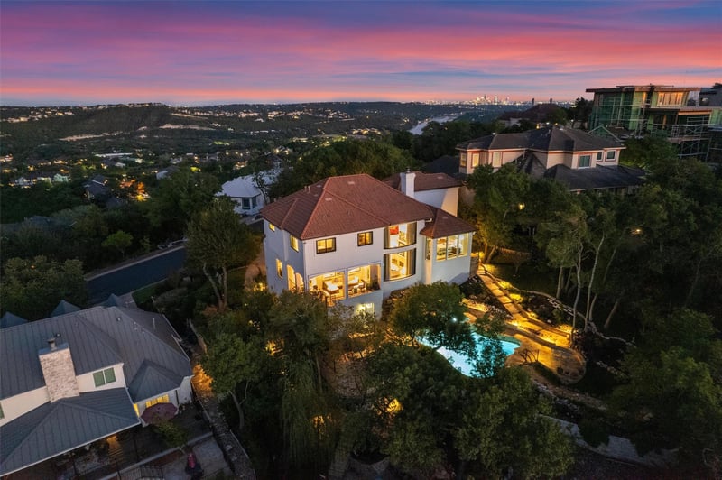Virtual tour of 5706 Long CT