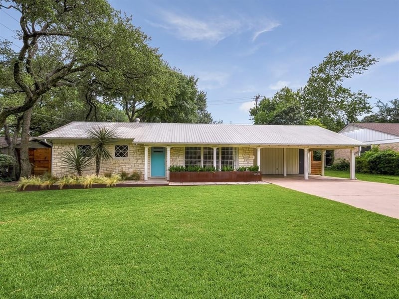 Virtual tour of 5708 Highland Hills Dr