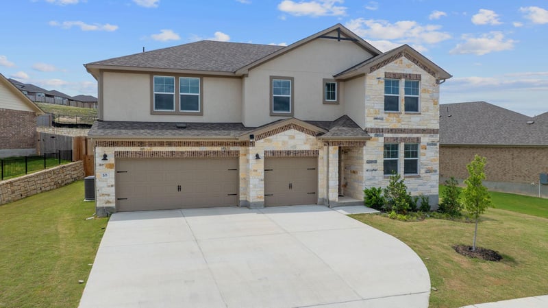 Virtual tour of 571 Sue Peaks Loop