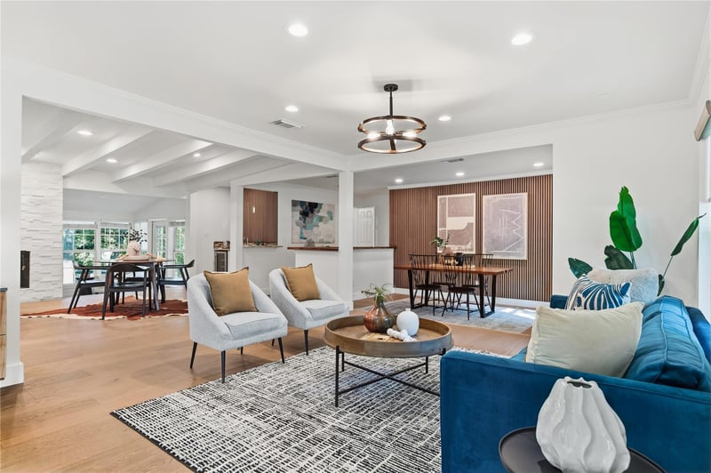 Virtual tour of 5718 Highland Hills Dr