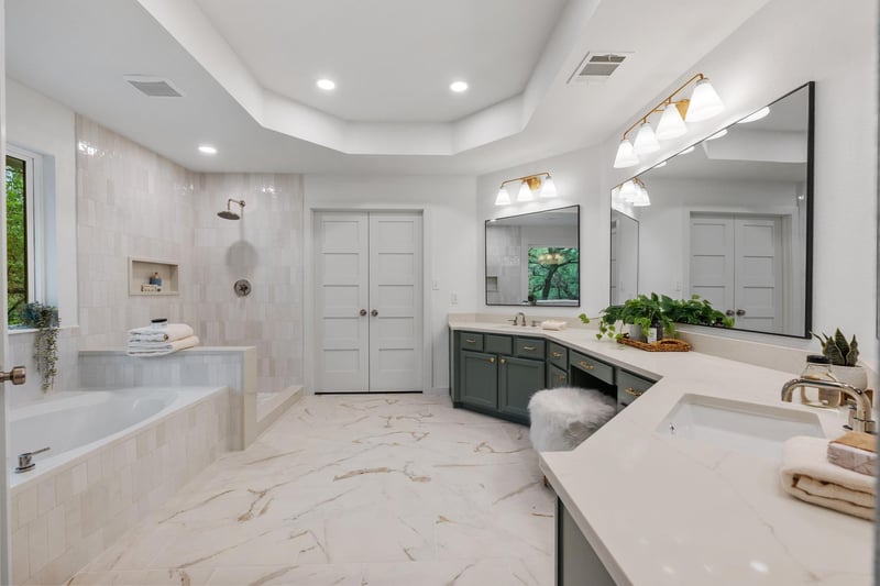 Virtual tour of 5740 Republic Of Texas Blvd