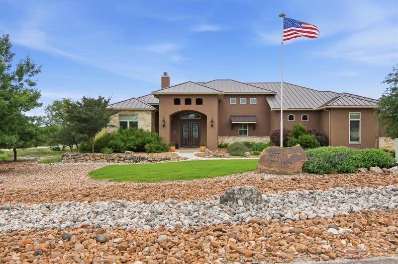 Virtual tour of 5775 Copper VLY