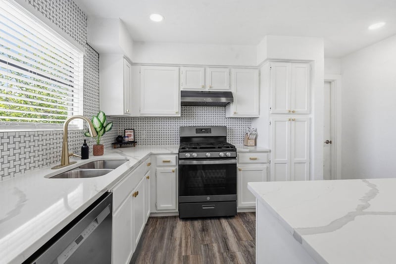 Virtual tour of 5800 Pinon Vista DR