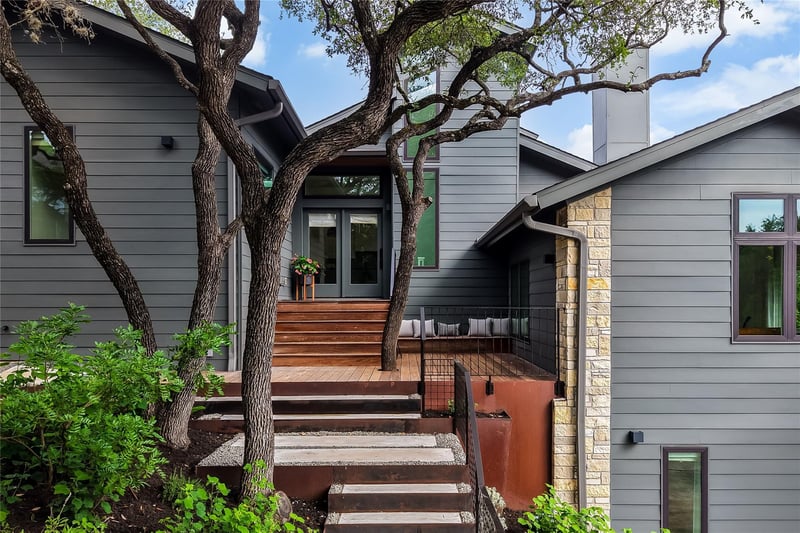 Virtual tour of 5801 Valley CIR