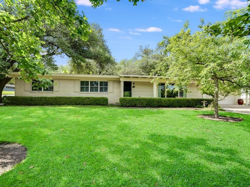 Virtual tour of 5802 Trailridge CIR
