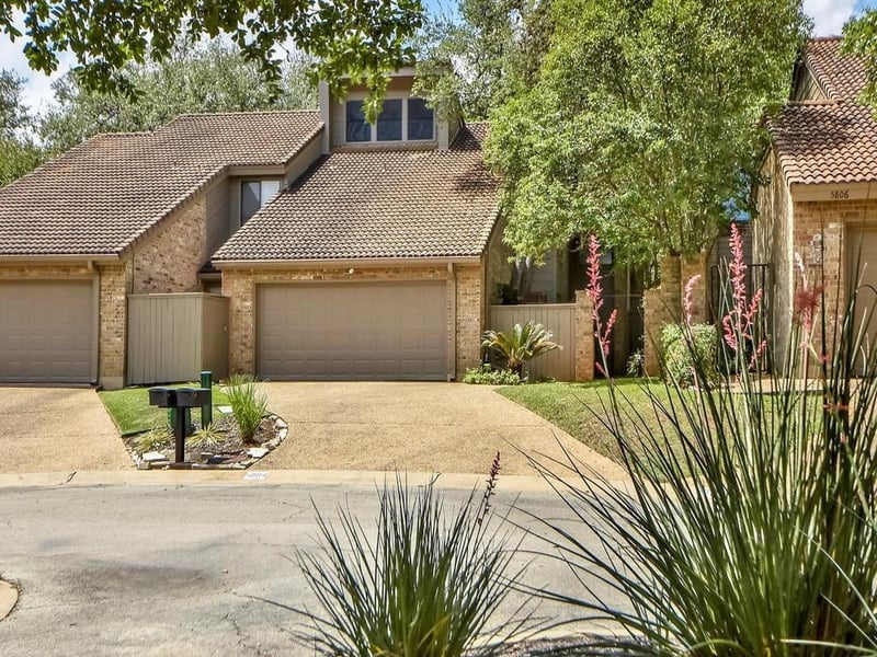 Virtual tour of 5804 Back Ct