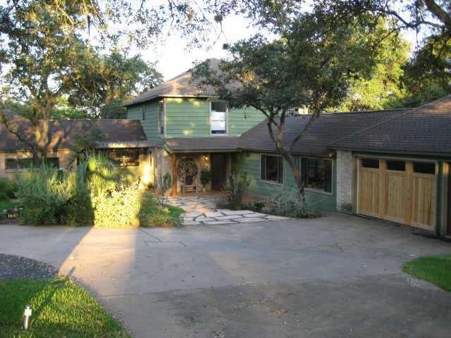 Virtual tour of 5809 Lookout Mountain Dr