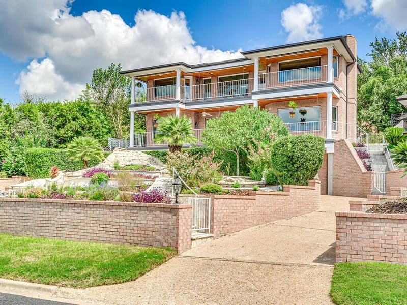 Virtual tour of 5827 Westslope Dr