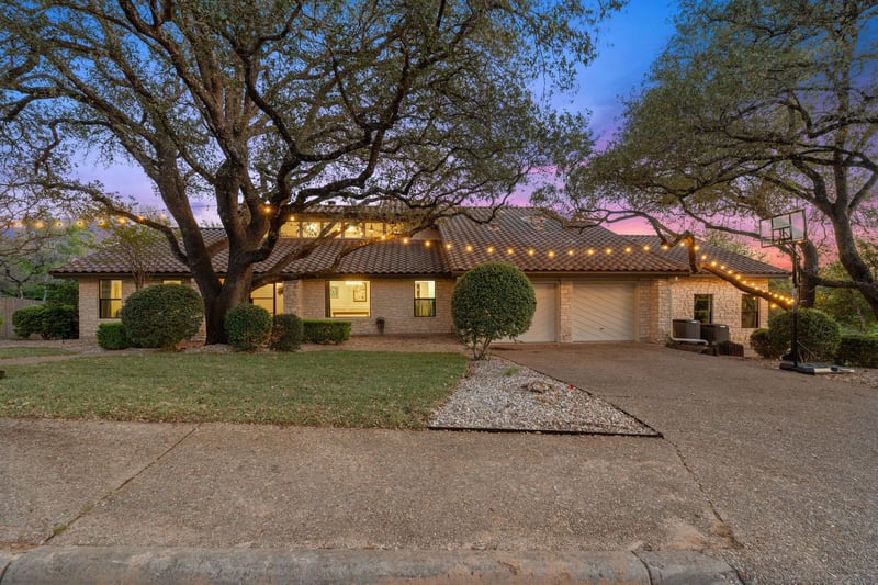 Virtual tour of 5907 Ivy Hills DR