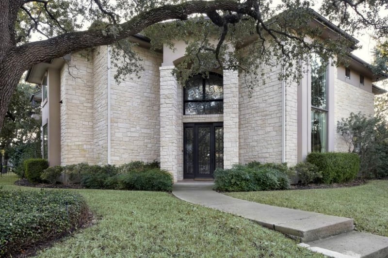 Virtual tour of 5910 Overlook Dr