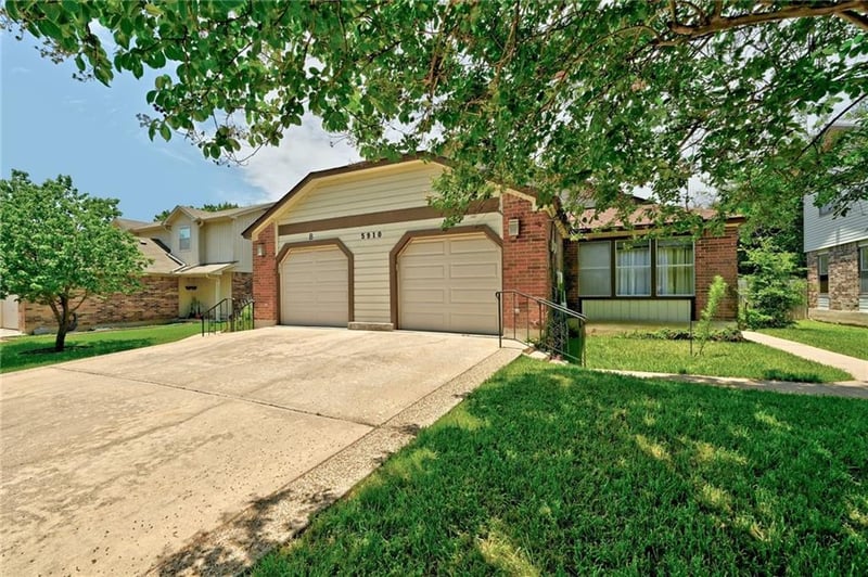 Virtual tour of 5910 Parkwood DR