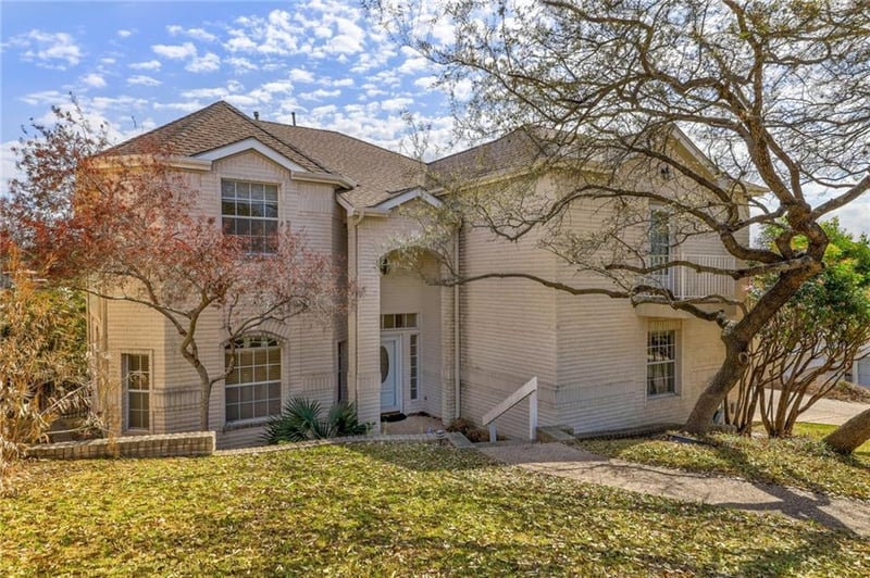 Virtual tour of 5913 Mountain Villa DR