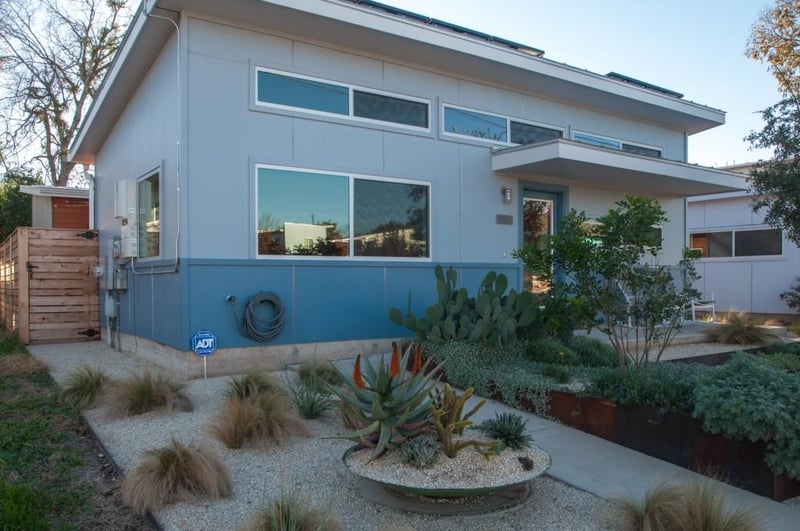 Virtual tour of 5917 Ventus St