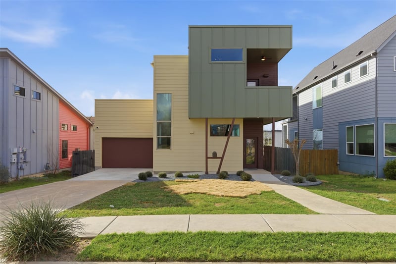 Virtual tour of 5920 Toscana Ave