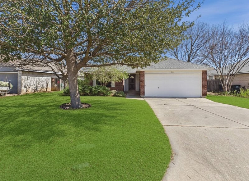 Virtual tour of 600 Clearcreek Dr