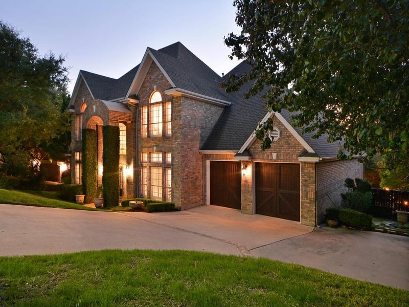 Virtual tour of 6000 Lonesome Valley Trl