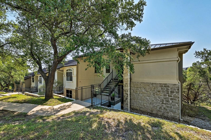 Virtual tour of 6000 Shepherd Mountain CV Unit #1710