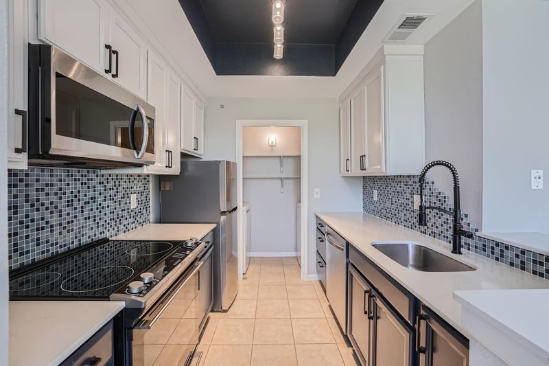 Virtual tour of 6000 Shepherd Mountain CV Unit #817