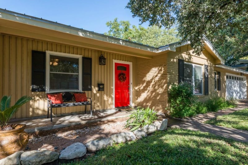 Virtual tour of 6006 Mountainclimb Dr