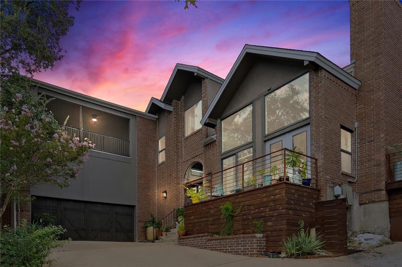 Virtual tour of 6007 Twin Valley Cv