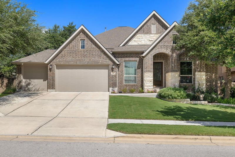 Virtual tour of 601 Judge Fisk DR
