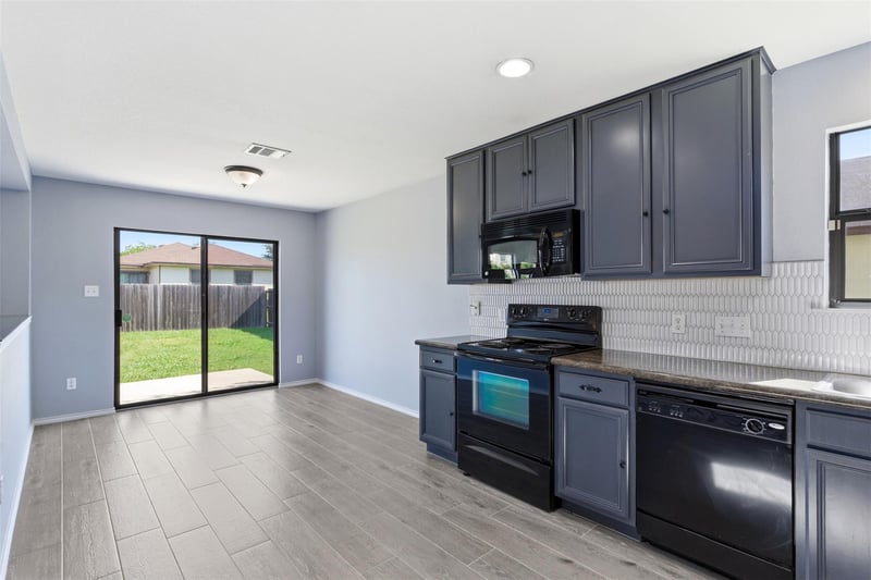 Virtual tour of 602 Yosemite TRL