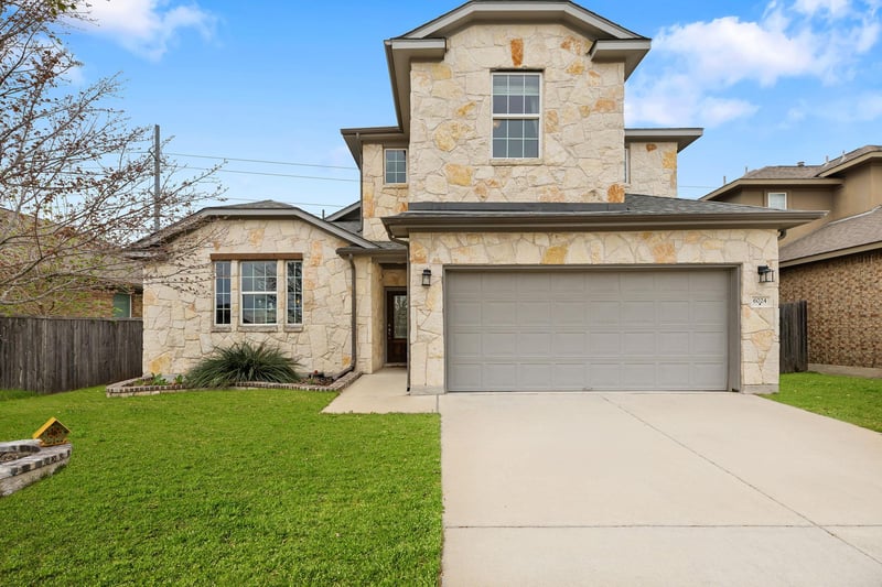 Virtual tour of 6024 Angelo St