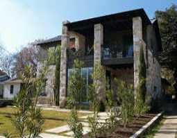 Virtual tour of 606 Josephine St