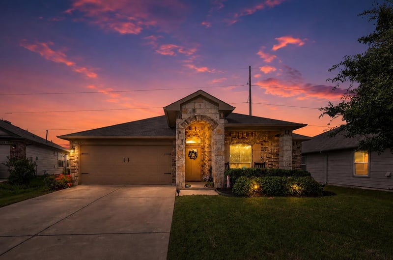 Virtual tour of 606 Marimoor DR