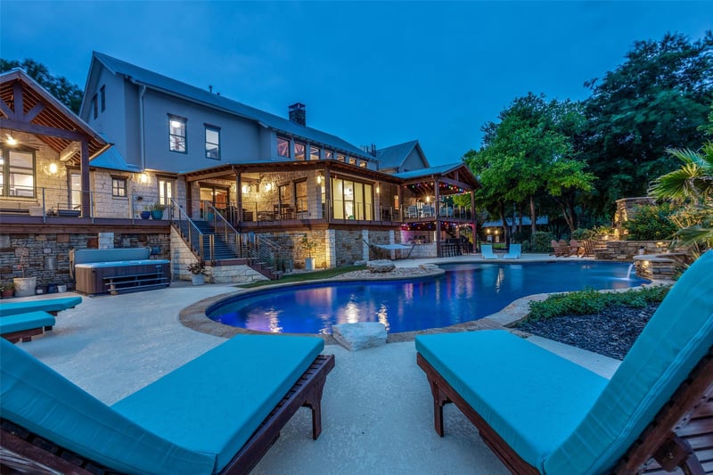 Virtual tour of 608 Innwood Dr