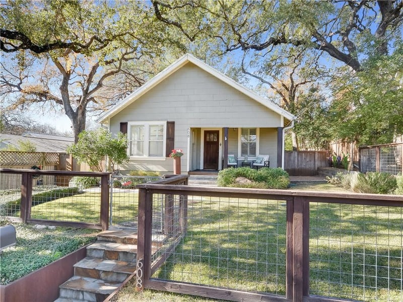 Virtual tour of 608 Upson ST