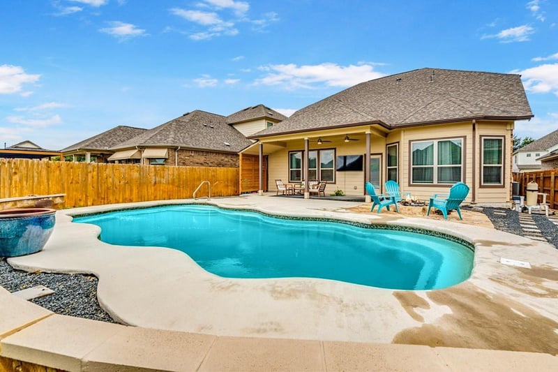 Virtual tour of 610 Stonewood LN