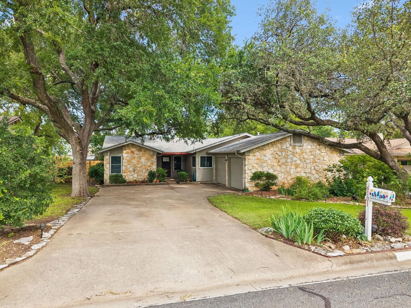 Virtual tour of 6101 Sun Vista DR