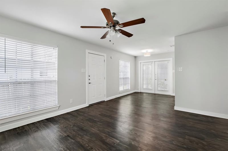 Virtual tour of 6103 Hyside DR Unit #A