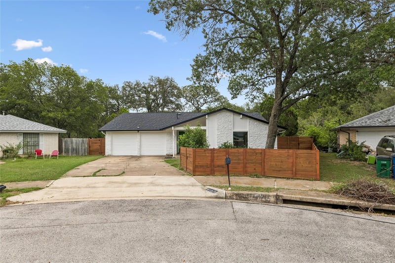 Virtual tour of 6107 Blarwood DR