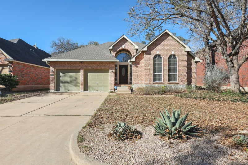 Virtual tour of 6108 John Chisum LN