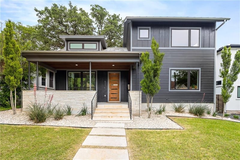 Virtual tour of 611 Hearn ST