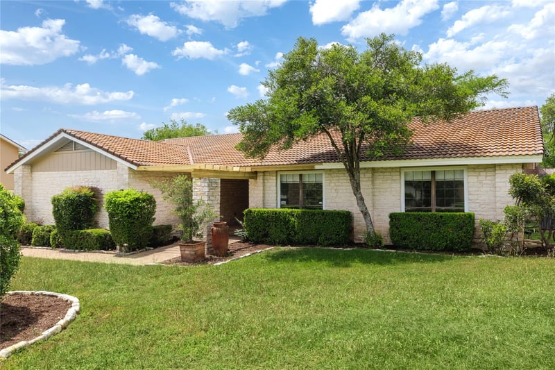 Virtual tour of 611 Lido St