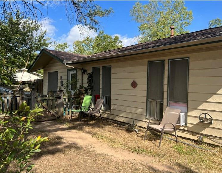 Virtual tour of 6112 Larch TER
