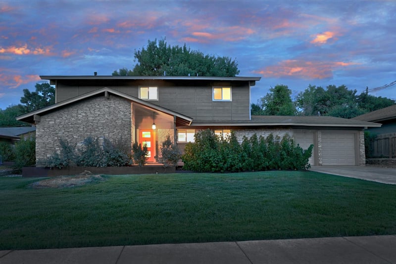 Virtual tour of 6113 Reicher Dr